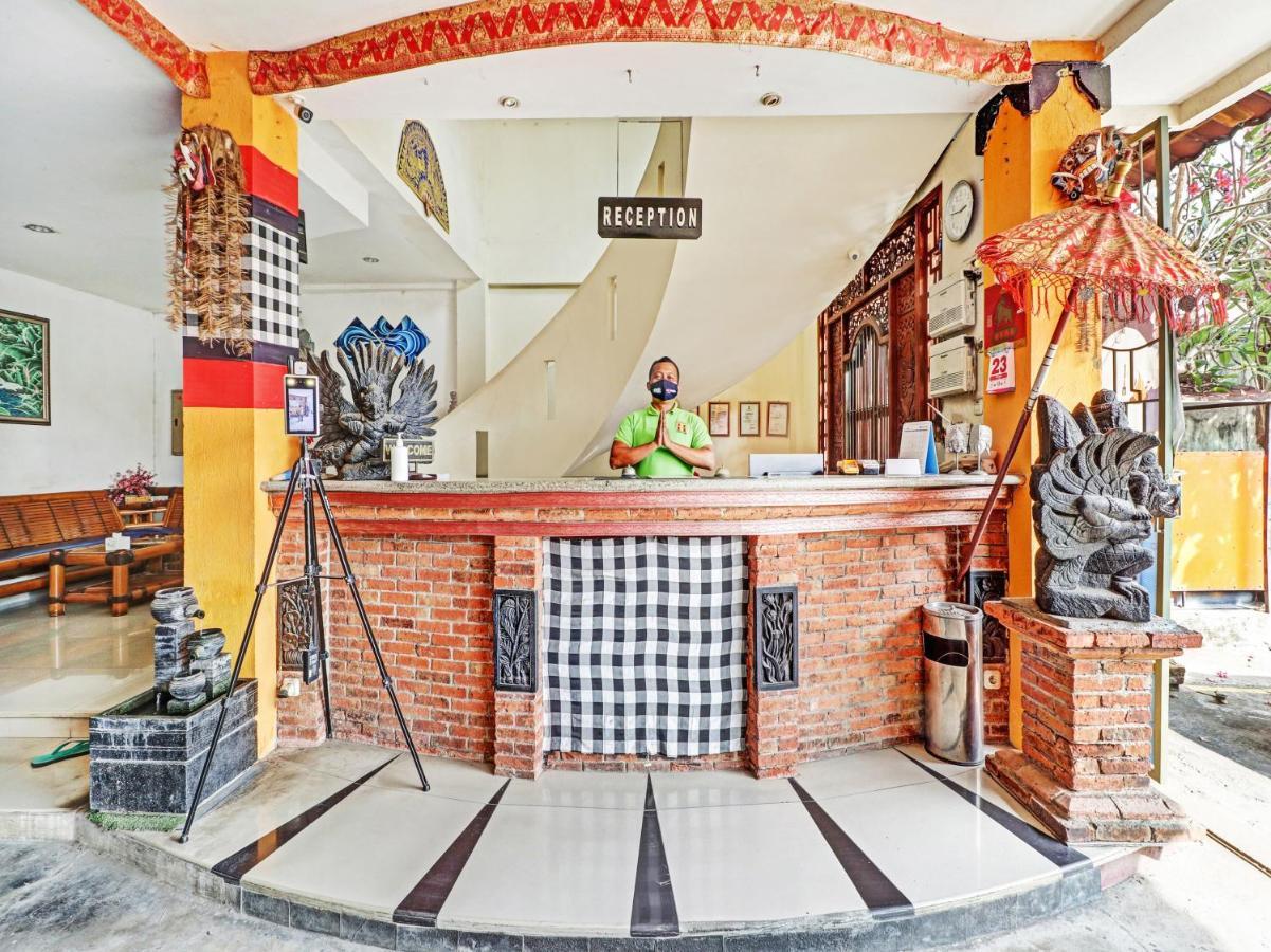 OYO 90408 Hotel Horton Cirebon Buitenkant foto